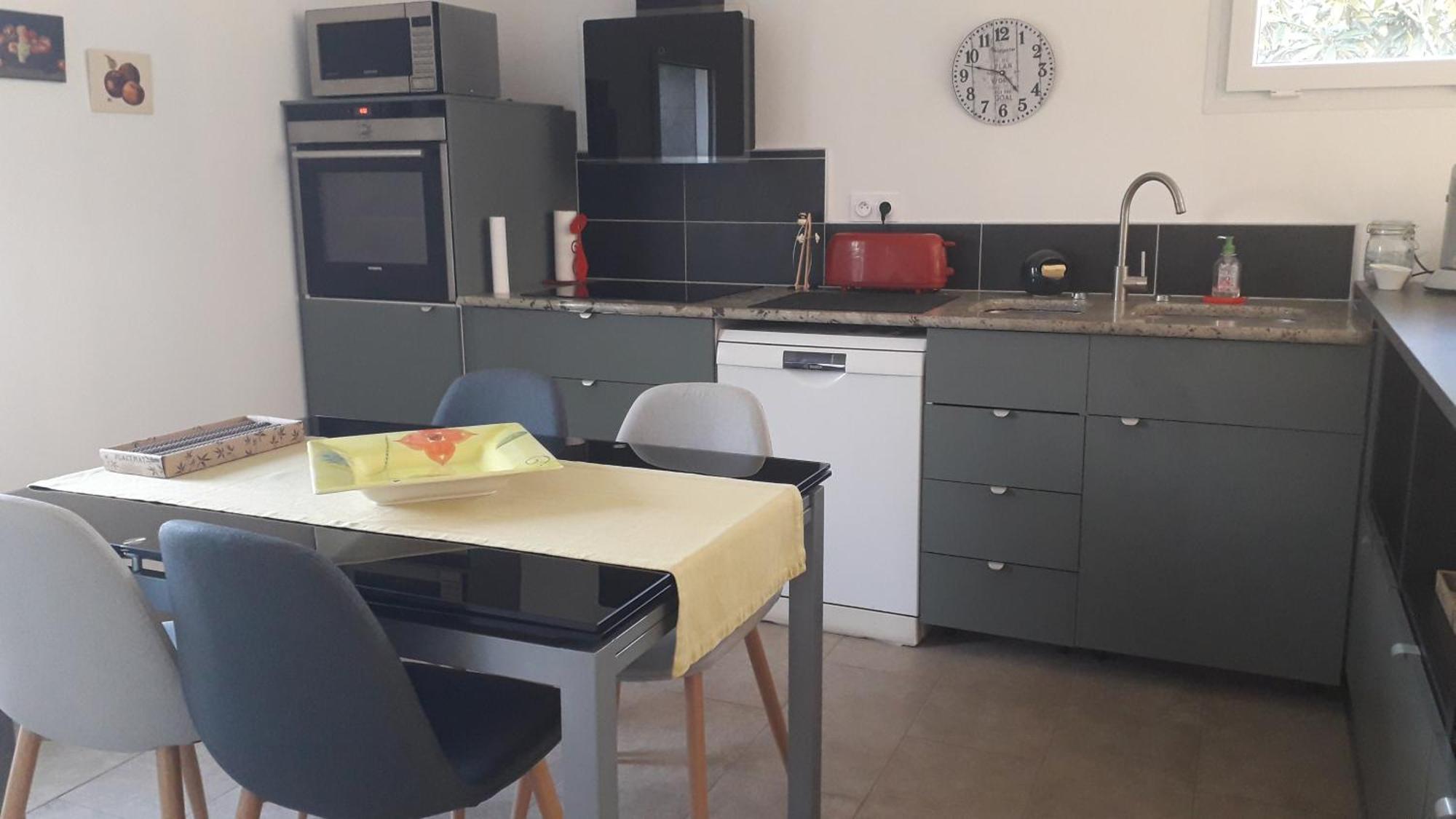 L' Abri Du Saule Villa Aussillon Екстериор снимка